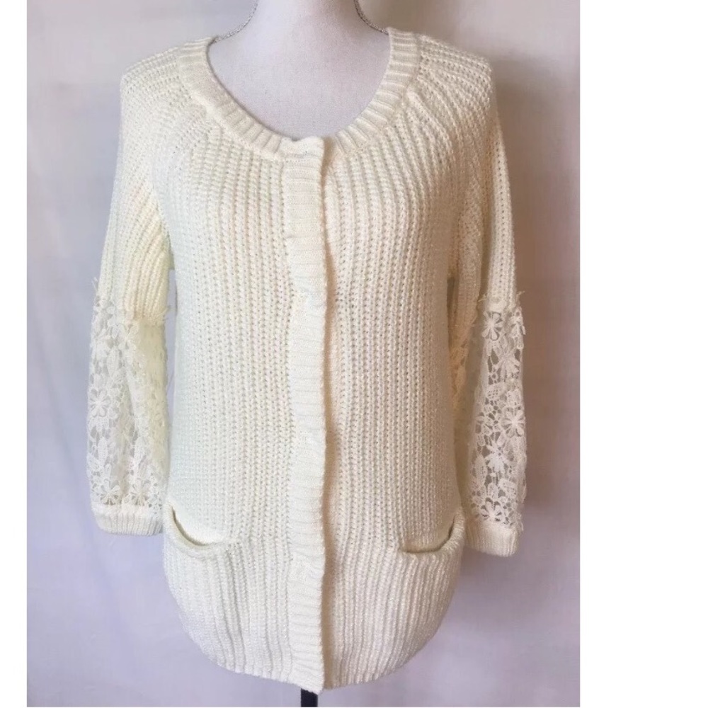 SOLD! LC Lauren Conrad Chunk Knit Lace Sleeve Sweater